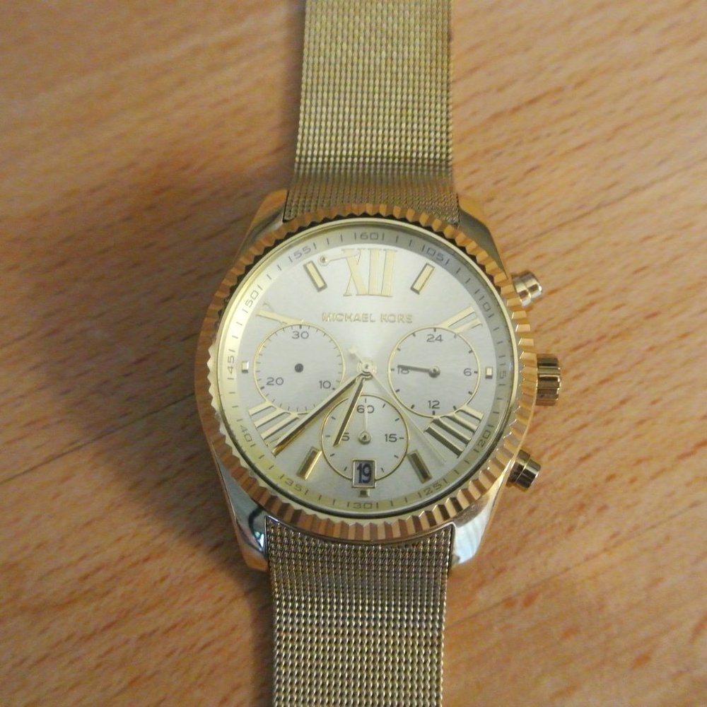 Michael Kors Women's Watch MK-5938